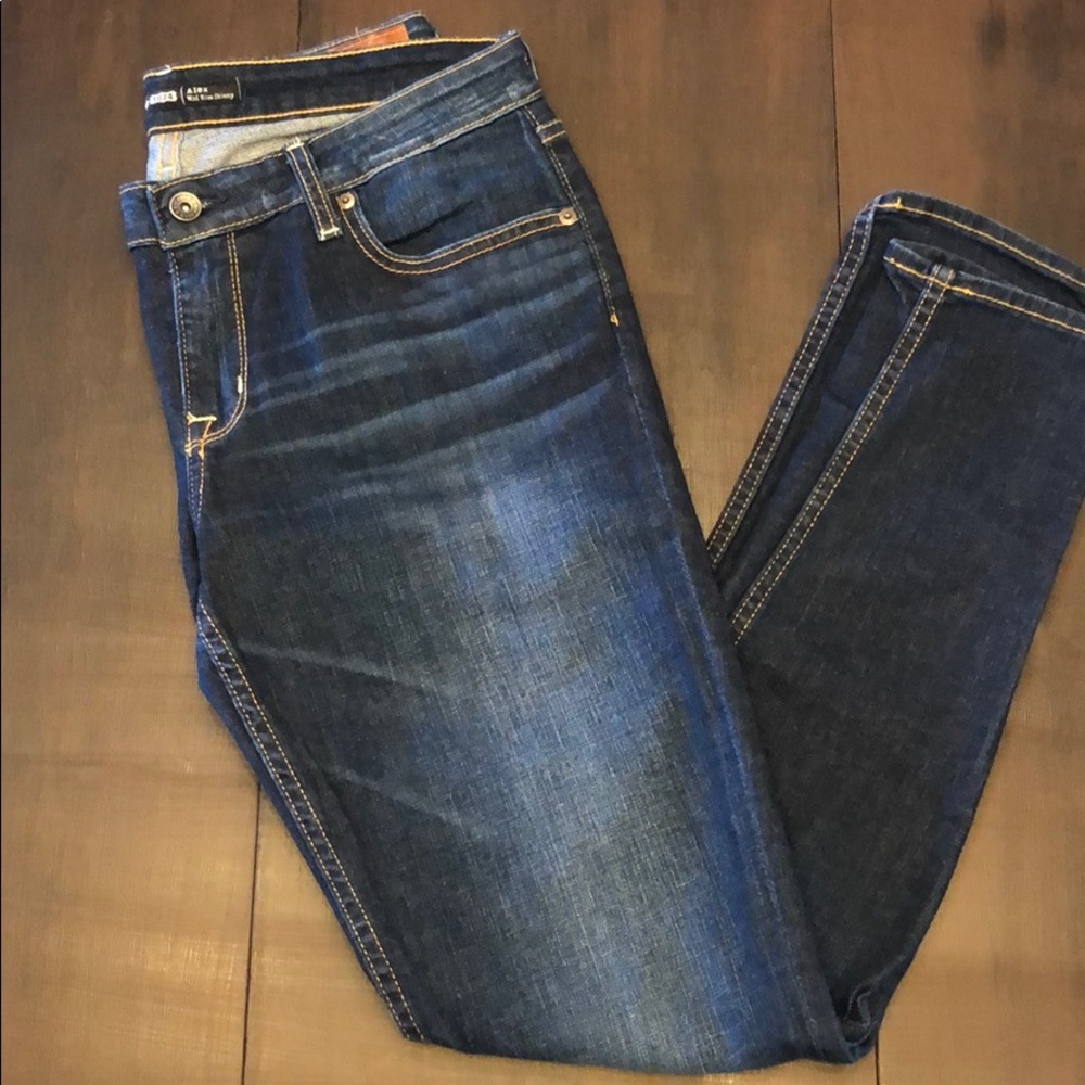 Big Star Alex Mid Rise Skinny Jeans Size 31.